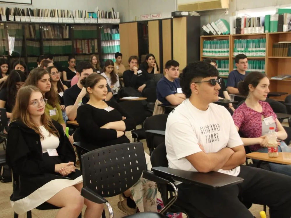 WhatsApp Image 2025-10-11 at 12.21.27 (1)